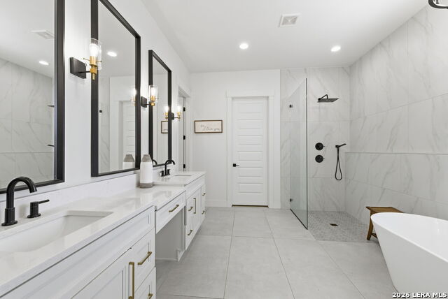 Image 28 of 68 For 541 Rio Azul