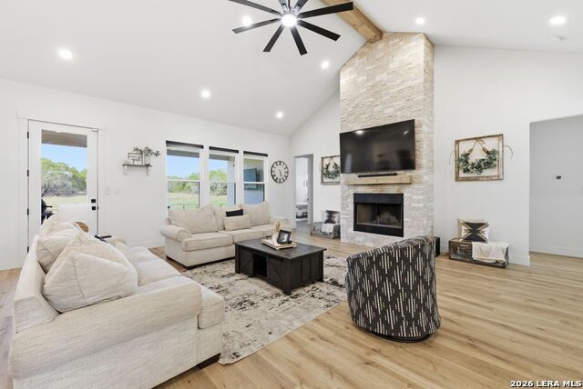 Image 8 of 68 For 541 Rio Azul