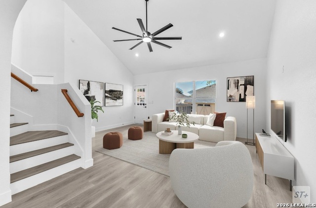 Image 16 of 50 For 671 Lynx Mountain