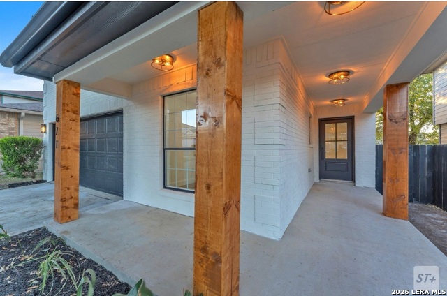 Image 2 of 50 For 671 Lynx Mountain