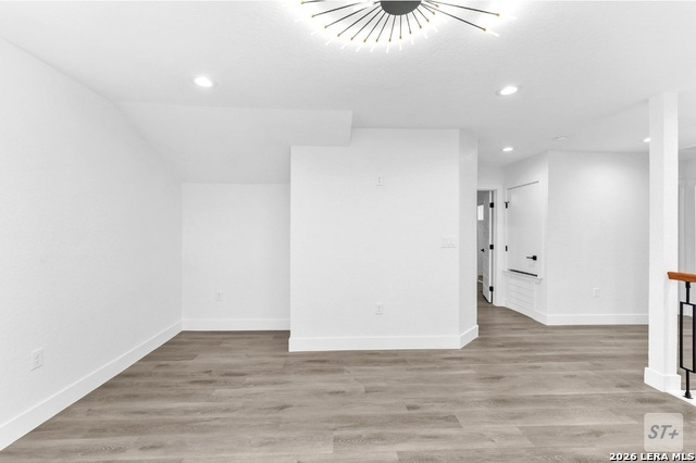 Image 41 of 50 For 671 Lynx Mountain