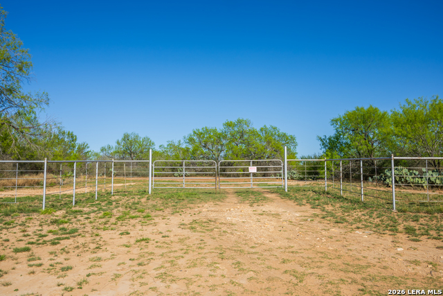 Image 30 of 32 For 1048 County Road 640