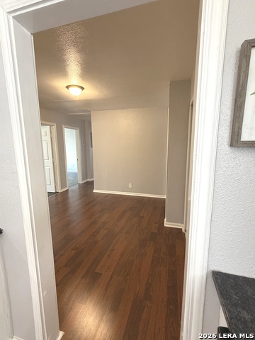 Image 11 of 48 For 1214 Winnipeg W