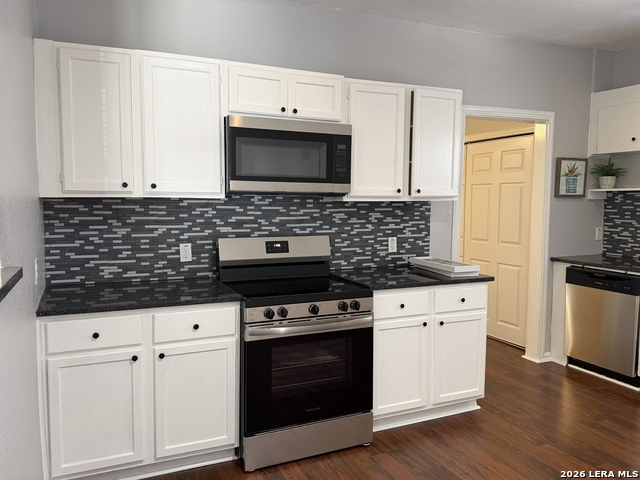 Image 20 of 48 For 1214 Winnipeg W