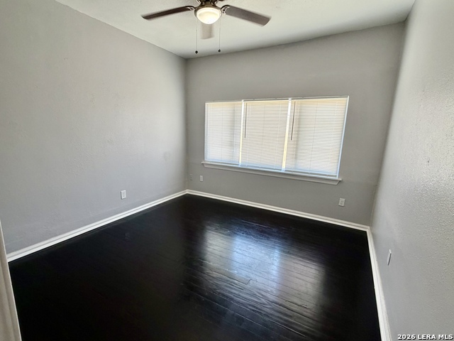 Image 33 of 48 For 1214 Winnipeg W