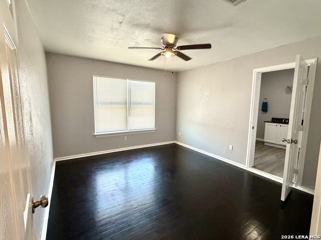 Image 35 of 48 For 1214 Winnipeg W