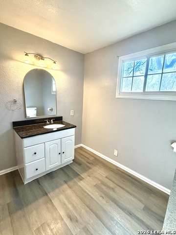 Image 38 of 48 For 1214 Winnipeg W