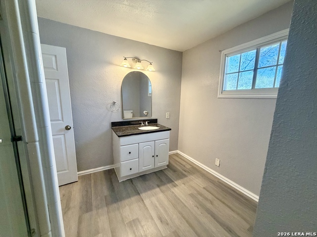 Image 39 of 48 For 1214 Winnipeg W