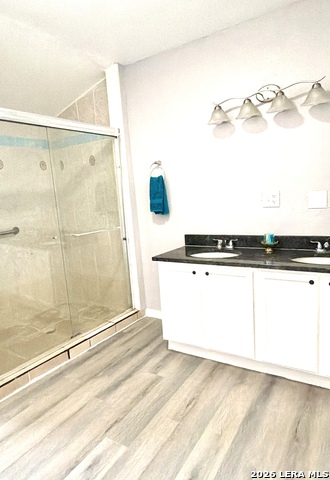 Image 43 of 48 For 1214 Winnipeg W