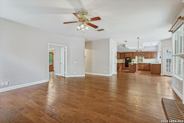 Image 9 of 39 For 13803 Shavano Glenn