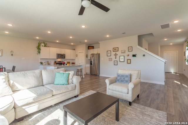 Image 11 of 33 For 9931 Forestier Grn