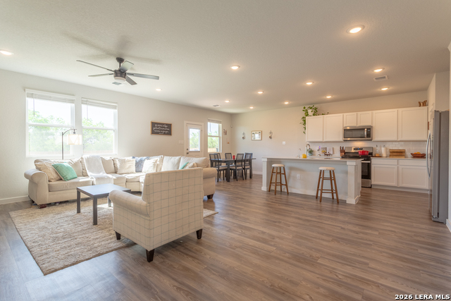 Image 7 of 33 For 9931 Forestier Grn