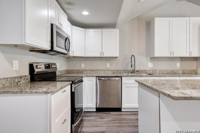 Image 6 of 26 For 131 Sidney  