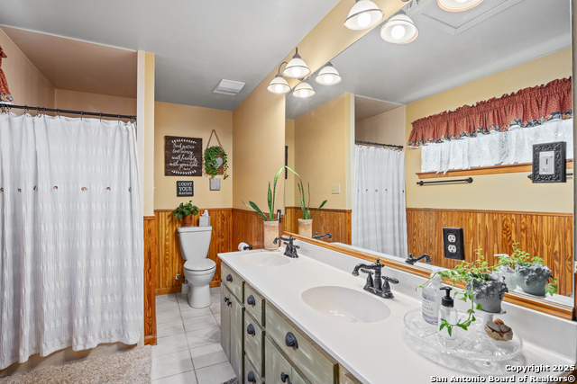Listing photo id 15 for 475 Stoney Hill