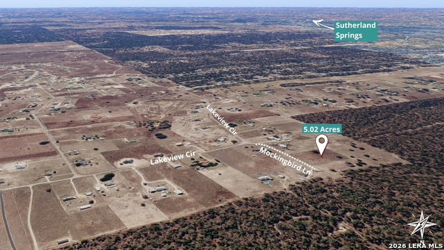 Image 12 of 29 For 811 Mockingbird Ln