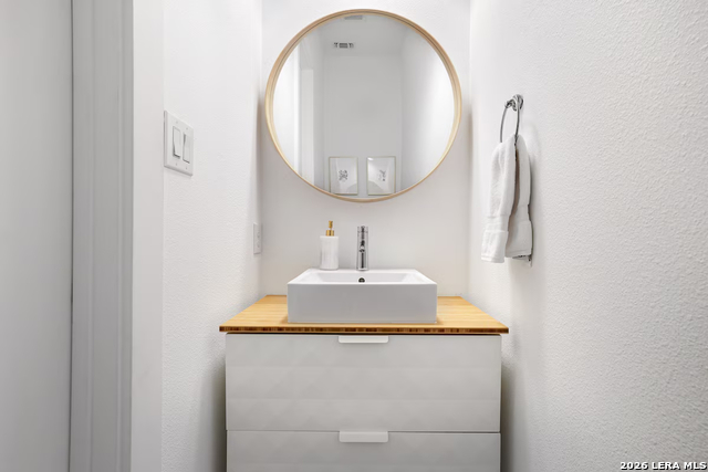 Image 17 of 18 For 1138 Gibbs  101