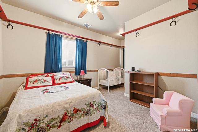 Image 18 of 77 For 752 Taylor  