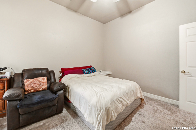 Image 22 of 77 For 752 Taylor  