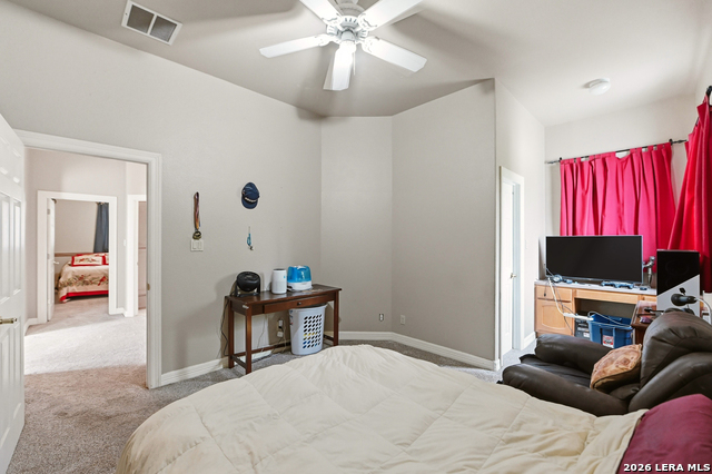 Image 23 of 77 For 752 Taylor  