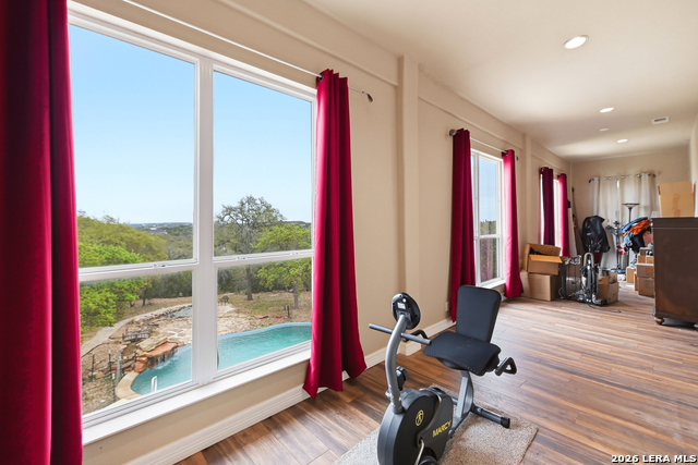 Image 26 of 77 For 752 Taylor  