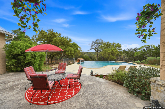 Image 37 of 77 For 752 Taylor  