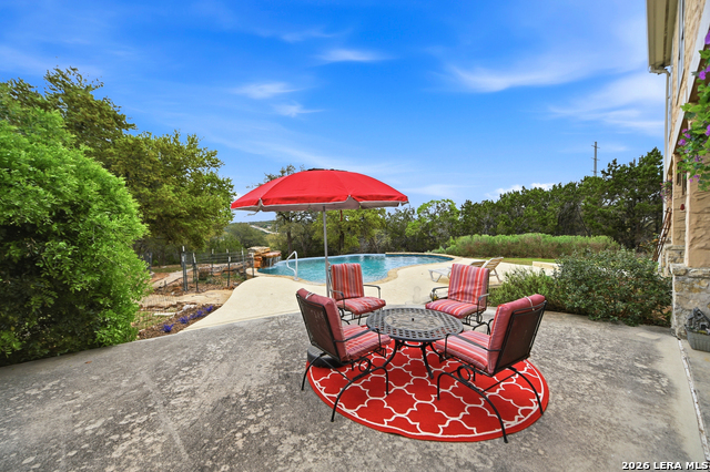 Image 38 of 77 For 752 Taylor  