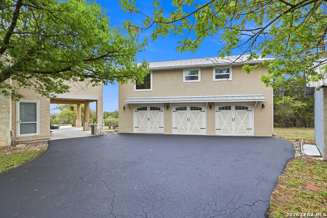 Image 4 of 77 For 752 Taylor  