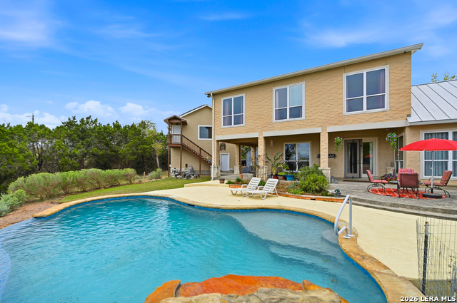 Image 41 of 77 For 752 Taylor  