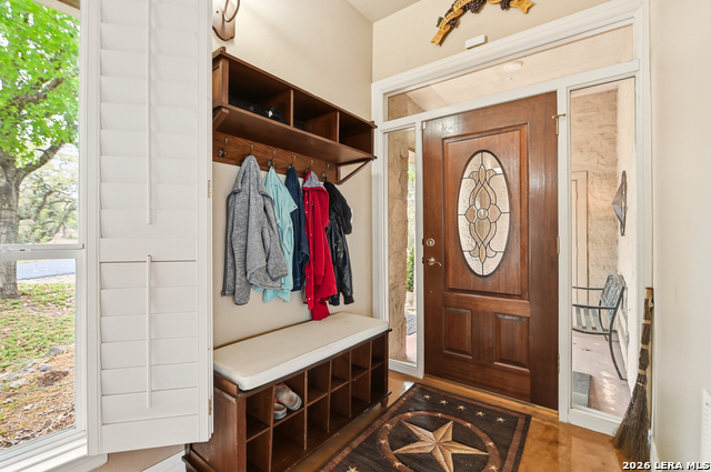 Image 5 of 77 For 752 Taylor  