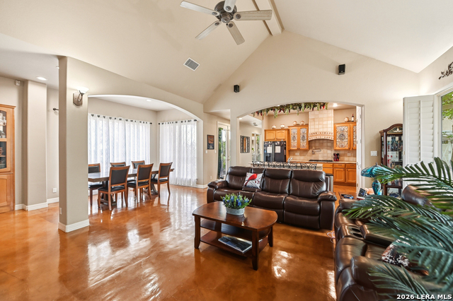 Image 6 of 77 For 752 Taylor  