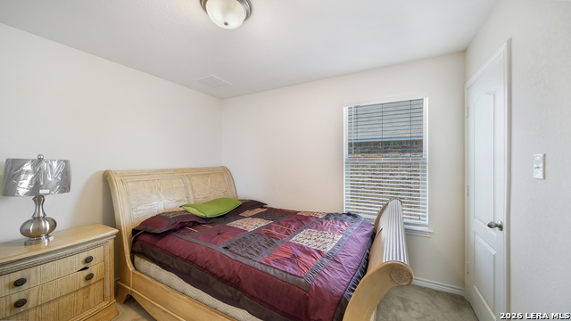 Listing photo id 20 for 350 Colonial Blf