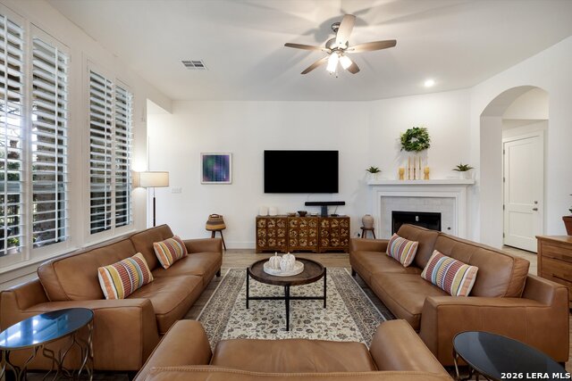 Image 10 of 28 For 2913 Ashby  