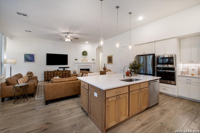 Image 12 of 28 For 2913 Ashby  