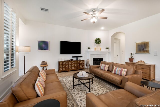 Image 9 of 28 For 2913 Ashby  