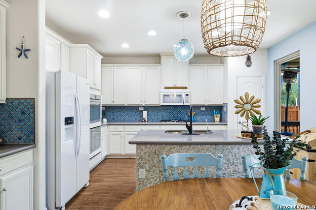 Image 12 of 26 For 7743 Robert Mondavi