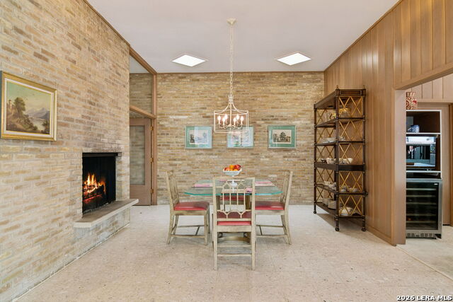 Image 19 of 49 For 349 Mary Louise