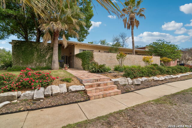 Image 2 of 49 For 349 Mary Louise