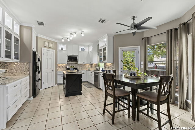 Image 20 of 55 For 981 Rio Verde