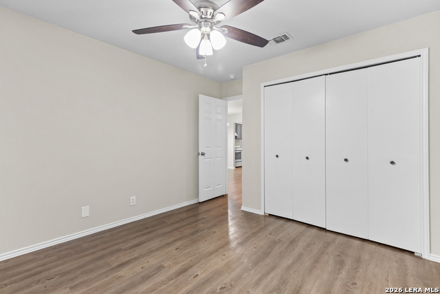 Listing photo id 22 for 5230 Meadow Rise