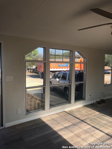 Listing photo id 1 for 1914 14th St  14