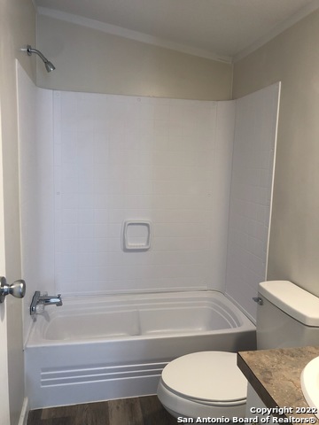 Listing photo id 2 for 1914 14th St  14