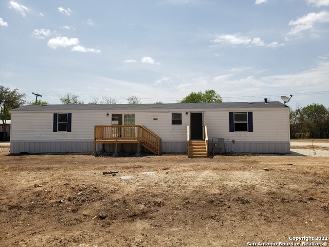 Listing photo id 4 for 1914 14th St  14
