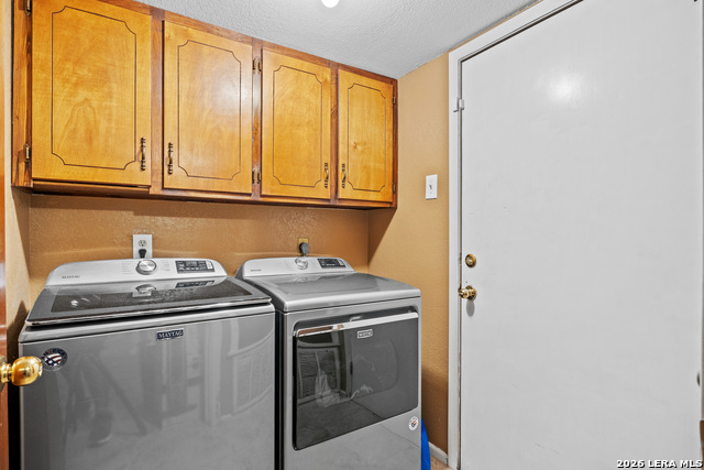 Image 26 of 50 For 865 Interstate 35 #1  1