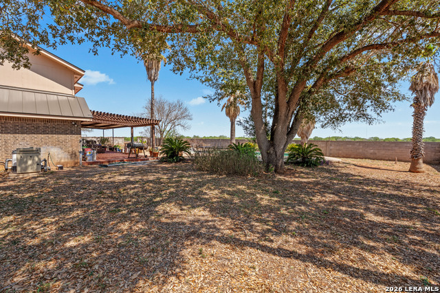 Image 34 of 50 For 865 Interstate 35 #1  1