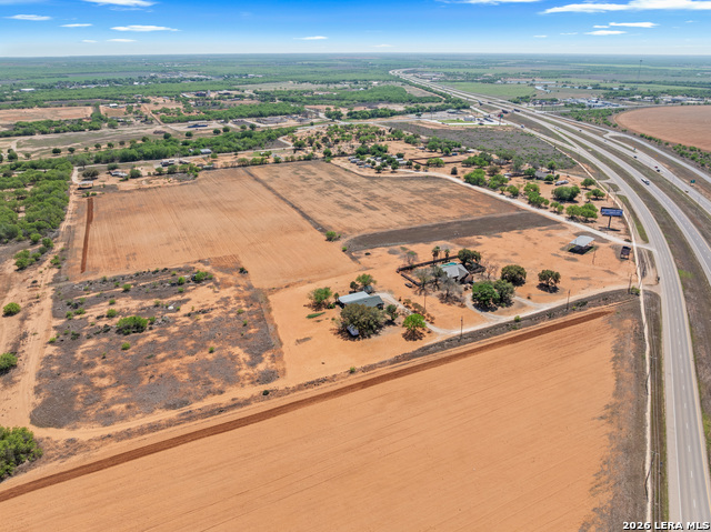 Image 40 of 50 For 865 Interstate 35 #1  1