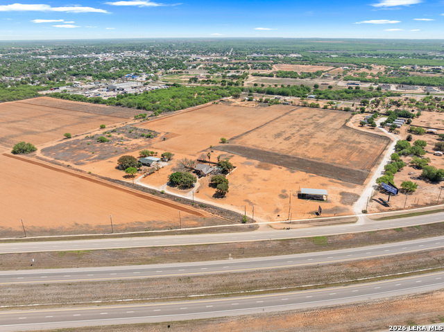 Image 44 of 50 For 865 Interstate 35 #1  1