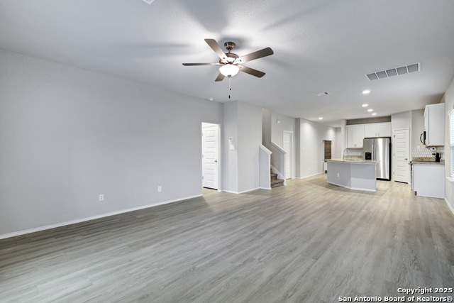 Image 16 of 31 For 13031 Heathers Sun