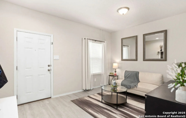 Image 2 of 31 For 13031 Heathers Sun