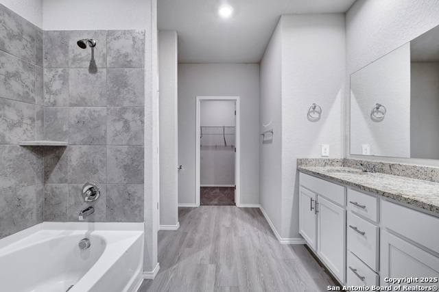 Image 22 of 31 For 13031 Heathers Sun