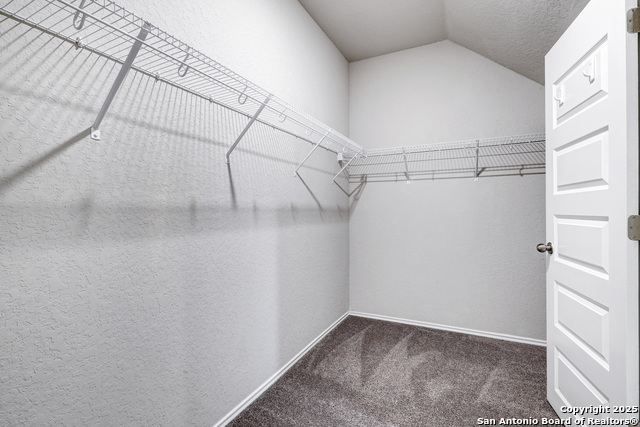 Image 23 of 31 For 13031 Heathers Sun